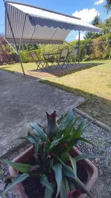 Jardin de l'établissement Le gite gravieres