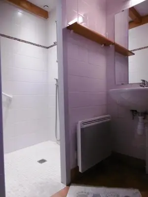 Salle de bains dans l'établissement Les aubepines
