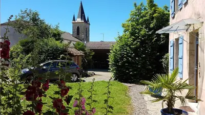Jardin de l'établissement La masqueria