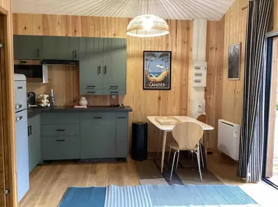 Cuisine ou kitchenette dans l'établissement KBAIA le chalet océan