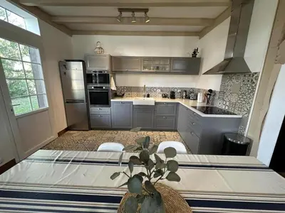 Cuisine ou kitchenette dans l'établissement Cante alaoude