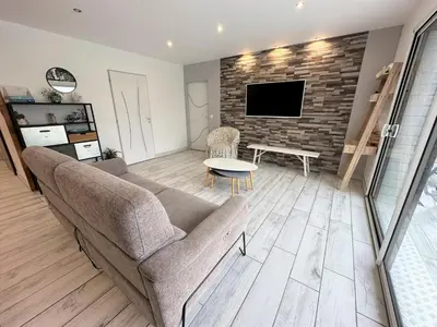 Télévision ou salle de divertissement dans l'établissement Villa nature
