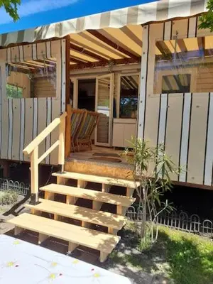 Bâtiment de le camping