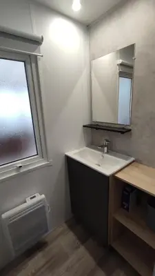Salle de bains dans l'établissement Les Dunes de Contis
