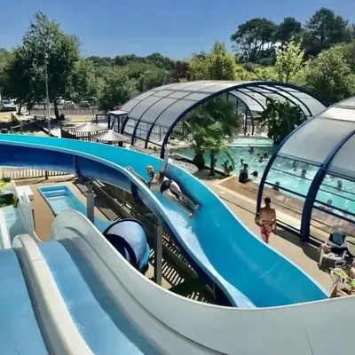 ZEcamping 4 familial animaux acceptés familial piscine couverte