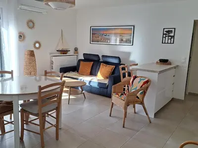 Cuisine ou kitchenette dans l'établissement T3 de Standing entre Lac et Mer à Hossegor, Lumineux avec Balcon, Parking et Wifi Inclus - FR-1-239-1006