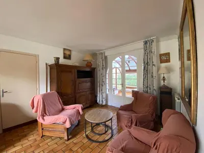 Coin salon dans l'établissement Grande maison landaise près du port de Capbreton, 4 chambres, jardin, animaux admis - FR-1-413-232