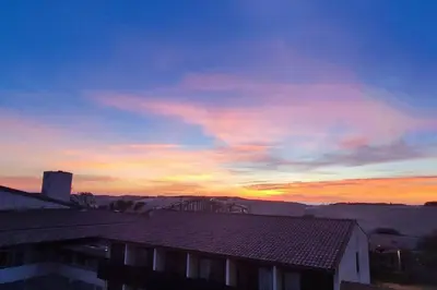 Lever ou coucher de soleil vu de l'appartement ou à proximité