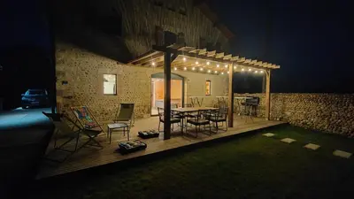 Terrasse ou espace extérieur de l'établissement Les Écrins de Mounet