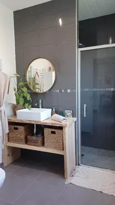 Salle de bains dans l'établissement Maison Du Lac.