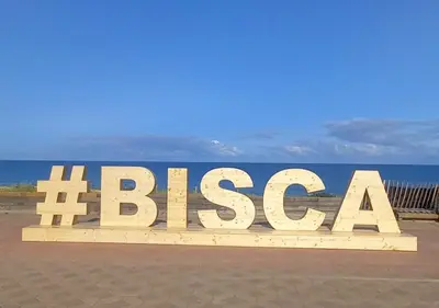 Vue générale sur la mer ou vue sur la mer prise depuis l'appartement