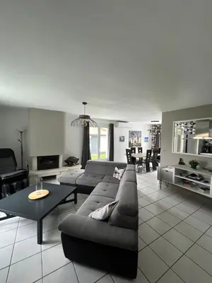 Coin salon dans l'établissement VILLA LAUNA GUJAN
