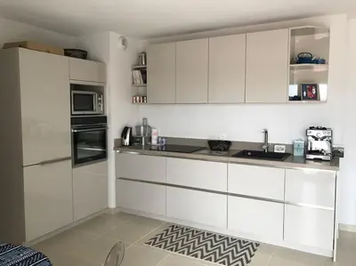 Cuisine ou kitchenette dans l'établissement Charmant appartement de type 3 au deuxieme étage