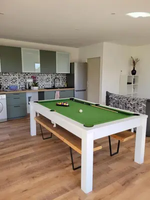 Billard dans l'établissement Villas Floryanne