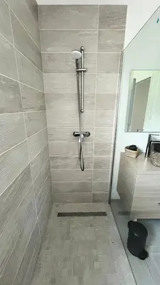 Salle de bains dans l'établissement VILLA CANTATE - Maison avec piscine