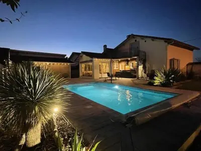 Piscine de l'établissement VILLA LANDES ANGELES - Maison avec piscine à 6km de l'océan ou située à proximité