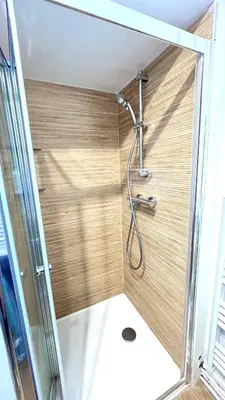 Salle de bains dans l'établissement VILLA LANDES ANGELES - Maison avec piscine à 6km de l'océan