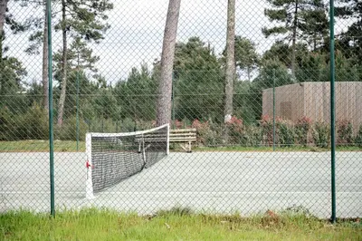 Tennis ou squash au sein de la maison de vacances ou à proximité