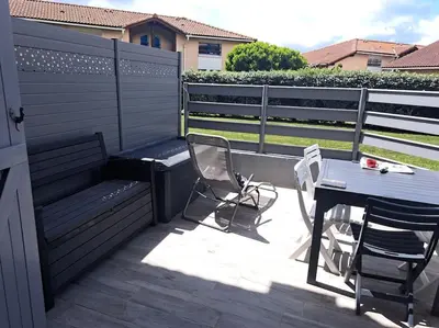 Balcon ou terrasse dans l'établissement Maisonnette 2 chambres à deux pas des plages