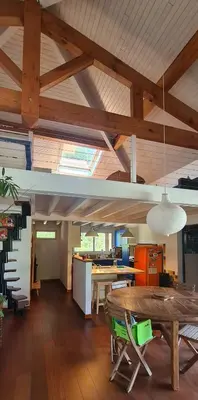 Coin salon dans l'établissement Villa Messangeles