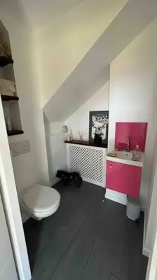 Salle de bains dans l'établissement Maison du Lac avec Lagon, Spa de Nage, Jacuzzi