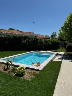 Piscine de l'établissement Le Lodge de l'océan - Maison familiale en bois neuve - Piscine chauffée ou située à proximité