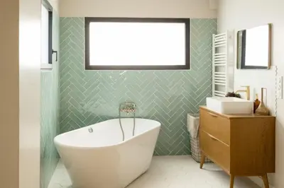 Salle de bains dans l'établissement Le Lodge de l'océan - Maison familiale en bois neuve - Piscine chauffée