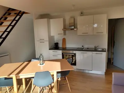 Cuisine ou kitchenette dans l'établissement A louer maison à Mimizan plage chez benoit