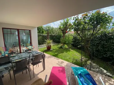Jardin de l'établissement Appartement de charme T3 avec petit jardin et parking