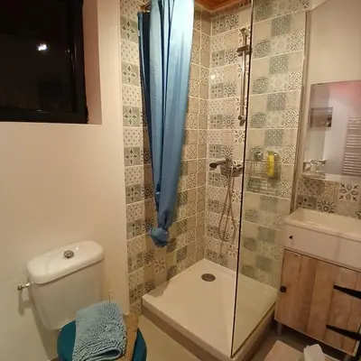 Salle de bains dans l'établissement Studio au cœur de la nature