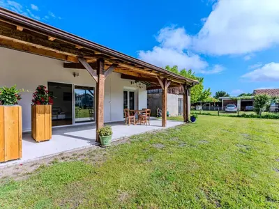 Jardin de l'établissement Maison mitoyenne 4 pers., animaux acceptés, terrasse à Sanguinet - FR-1-521-239