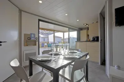 Cuisine ou kitchenette dans l'établissement Le Chalet Aquila - Welkeys
