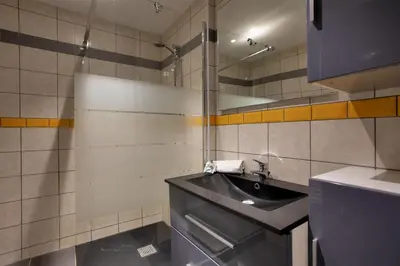 Cuisine ou kitchenette dans l'établissement Maison Labennaise - Welkeys