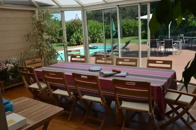 Plan de l'établissement Villa avec piscine à proximité des plages et de la forêt