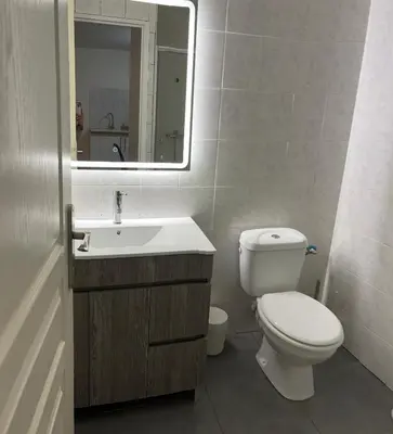 Salle de bains dans l'établissement Maison Luna
