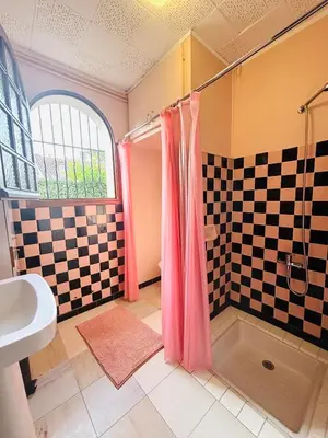 Salle de bains dans l'établissement Studio sud à 300m des plages