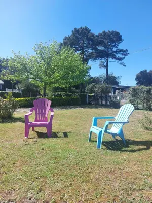 Jardin de l'établissement chalet la rose des sables