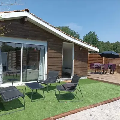 Maison chaleureuse au calme