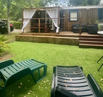 Jardin de l'établissement Bisca wifi, plage, piscines à 2 pas, 6 pers avec Vayny
