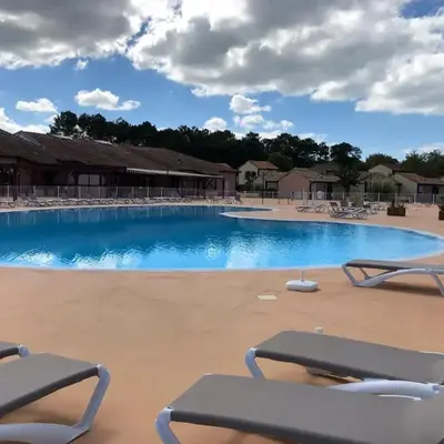 *Jolie maison proche plage et lac marin