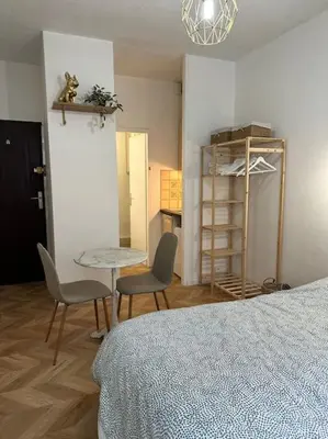 Un ou plusieurs lits dans un hébergement de l'établissement Studio Cure Thermale Dax - proche parking