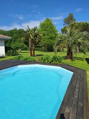 Piscine de l'établissement Le spot Landais - Chambre côté forêt ou située à proximité