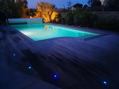 Piscine de l'établissement Chambre d'hôtes La Perla du Teich, piscine chauffée ou située à proximité