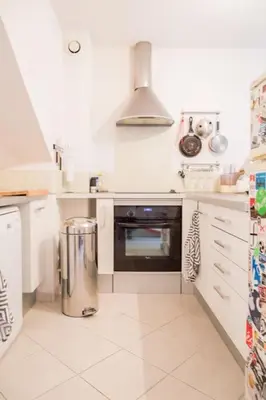 Cuisine ou kitchenette dans l'établissement Belle villa-patio à 700m de l'océan