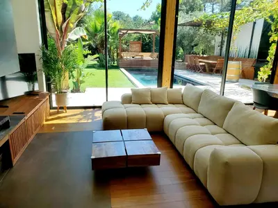 Piscine de l'établissement Luxury Bali Villa in Hossegor 5 stars- Pool & Petanque ou située à proximité