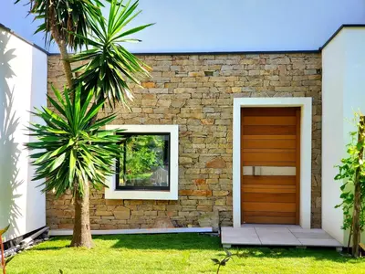 Jardin de l'établissement Luxury Bali Villa in Hossegor 5 stars- Pool & Petanque