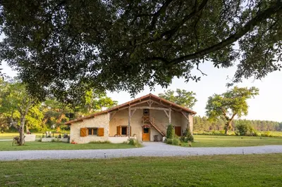 Jardin de l'établissement Airial de Lachayre