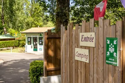 Certificat, récompense, panneau ou autre document affiché dans l'établissement Camping maeva Respire La Comtesse