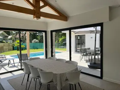 Piscine de l'établissement Villas-des-oyats - Ophila - 8 personnes climatisée piscine chauffée ou située à proximité