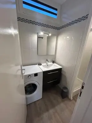 Salle de bains dans l'établissement Appartement 4 personnes Mimizan